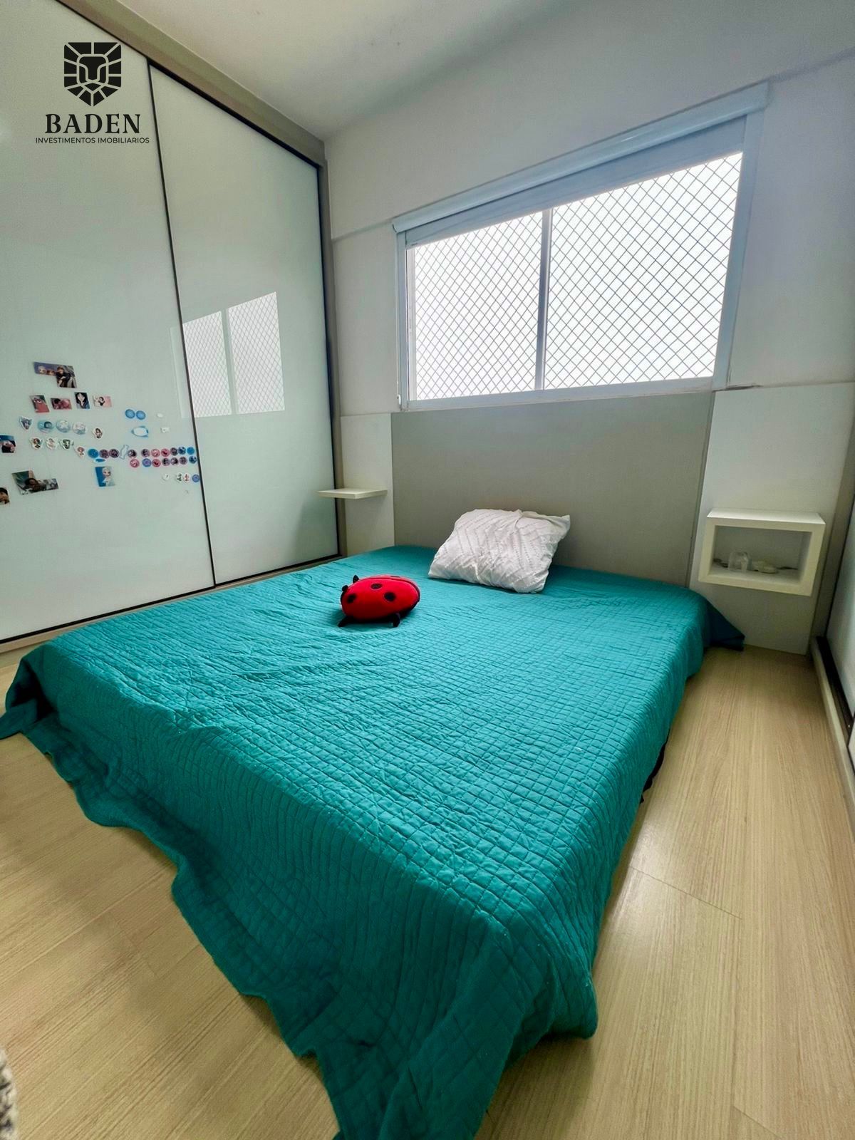Apartamento à venda com 2 quartos, 64m² - Foto 32