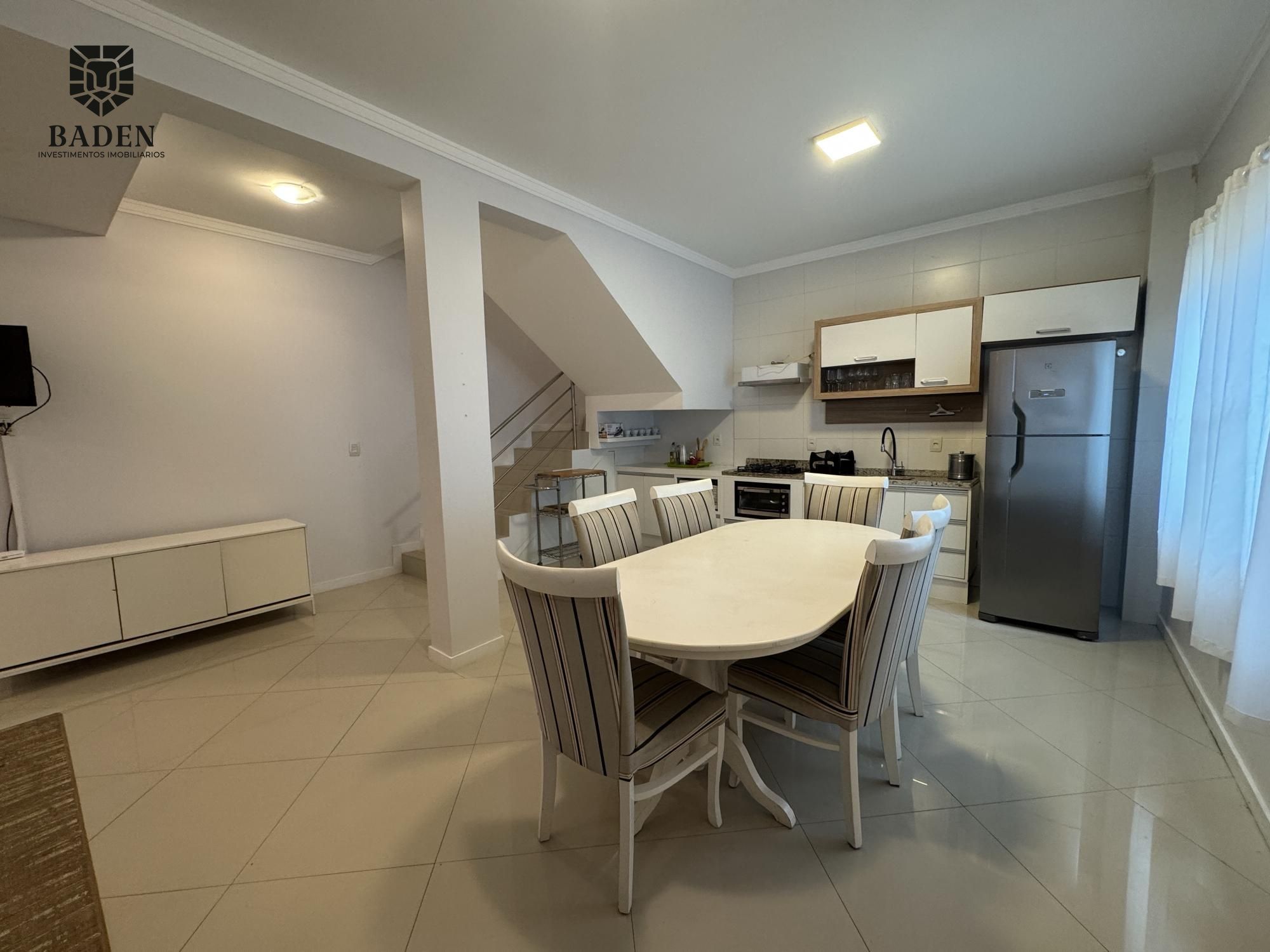 Casa à venda e aluguel com 3 quartos, 255m² - Foto 5