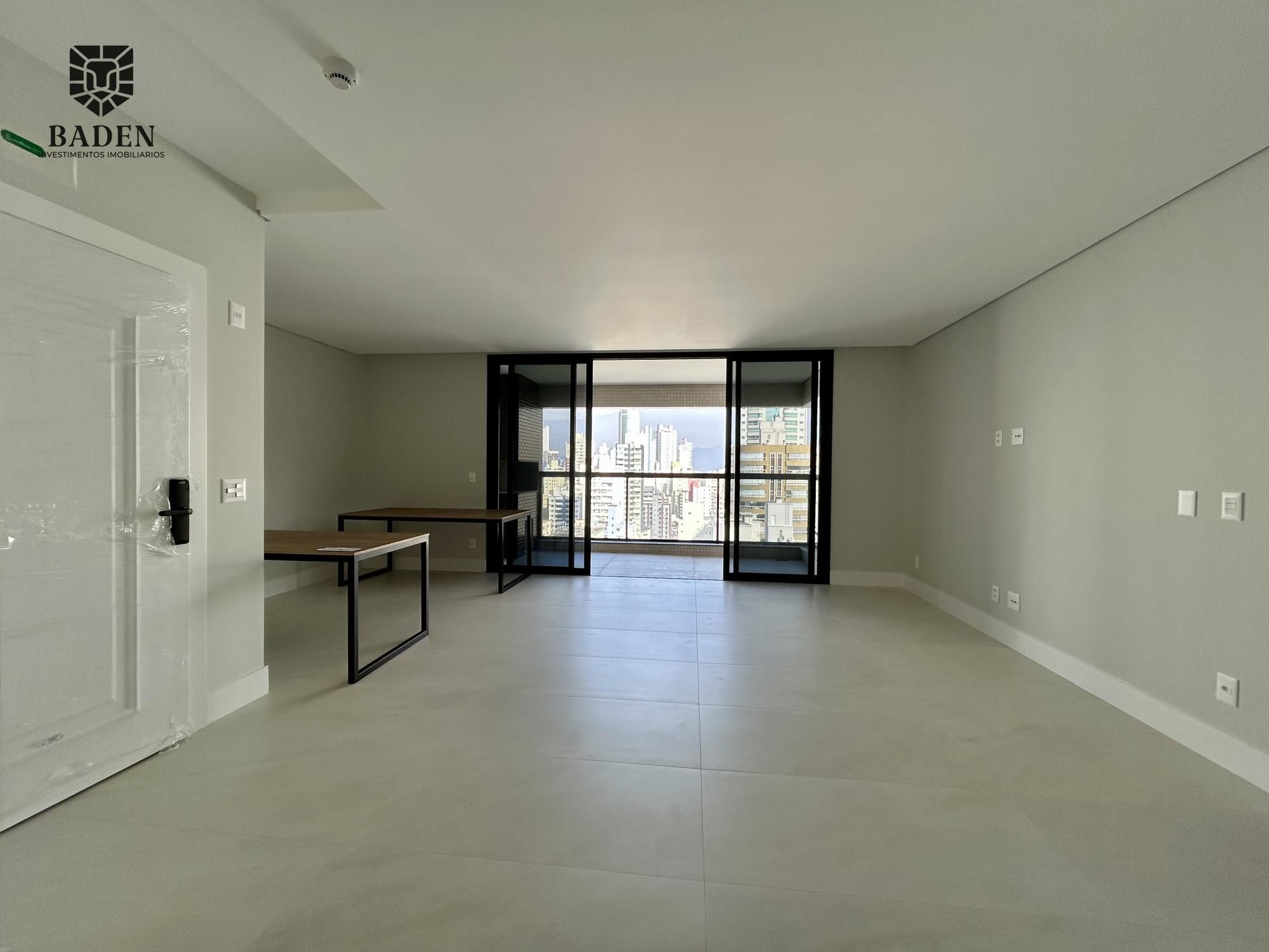 Apto Novo / 2 Suítes / 4 Quartos / 3 Vagas de Garagem / Balneário Camboriú / SC