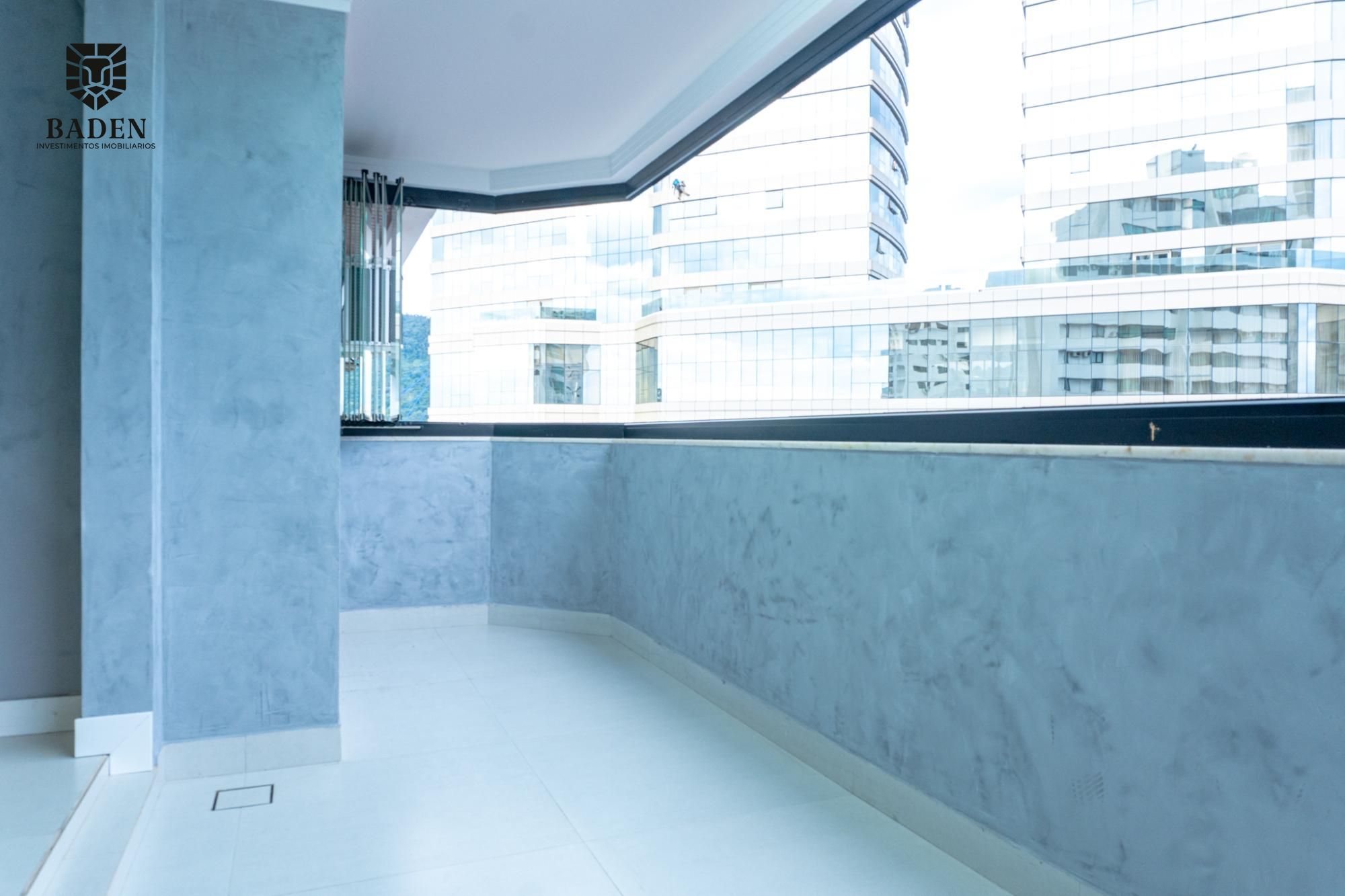 Apartamento para alugar com 4 quartos, 180m² - Foto 11