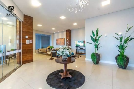 Apartamento à venda e aluguel com 3 quartos, 192m² - Foto 4