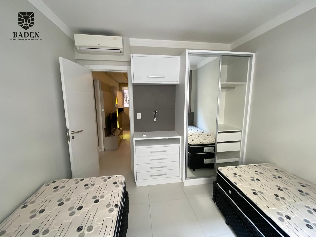 Apartamento para alugar com 2 quartos, 60m² - Foto 13