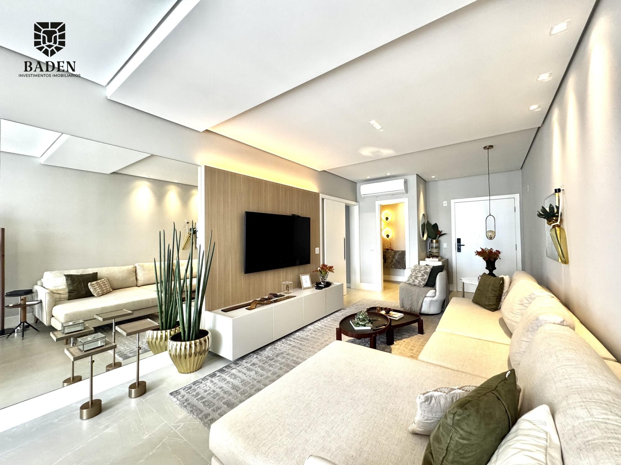 Apartamento 4 Dormitórios / 3 Vagas / Mobiliado e Decorado / Balneário Camboriú