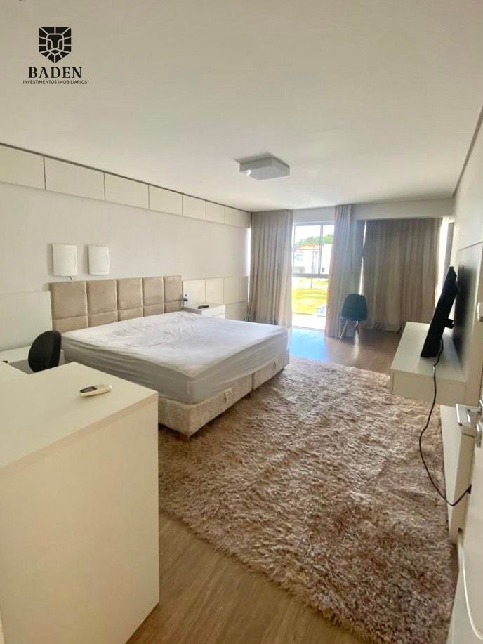 Casa, 4 quartos, 310 m² - Foto 13