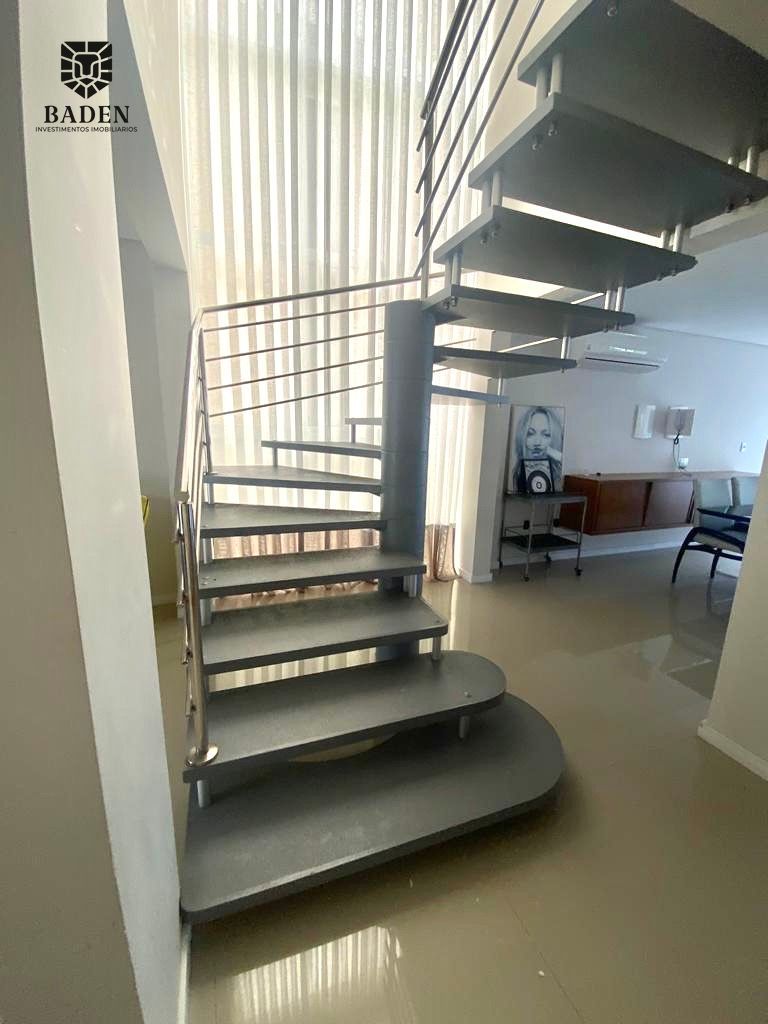 Casa, 4 quartos, 310 m² - Foto 4