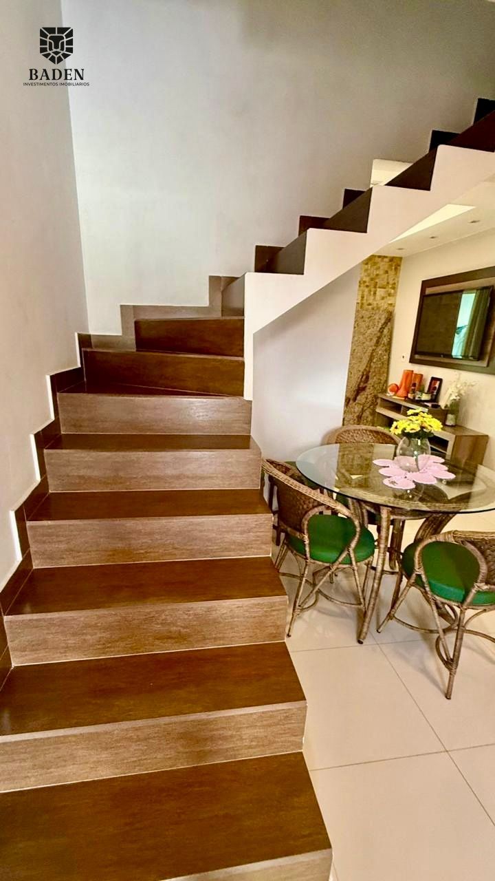 Casa à venda com 3 quartos, 100m² - Foto 11