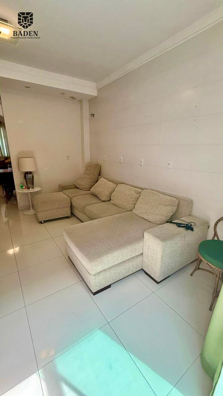 Casa à venda com 3 quartos, 100m² - Foto 8