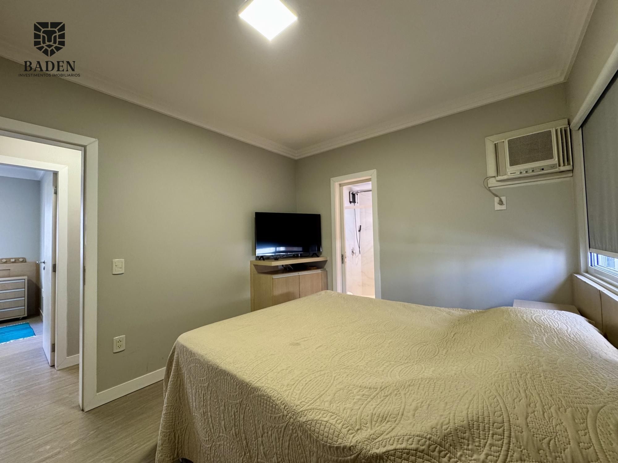 Apartamento para alugar com 3 quartos, 140m² - Foto 20