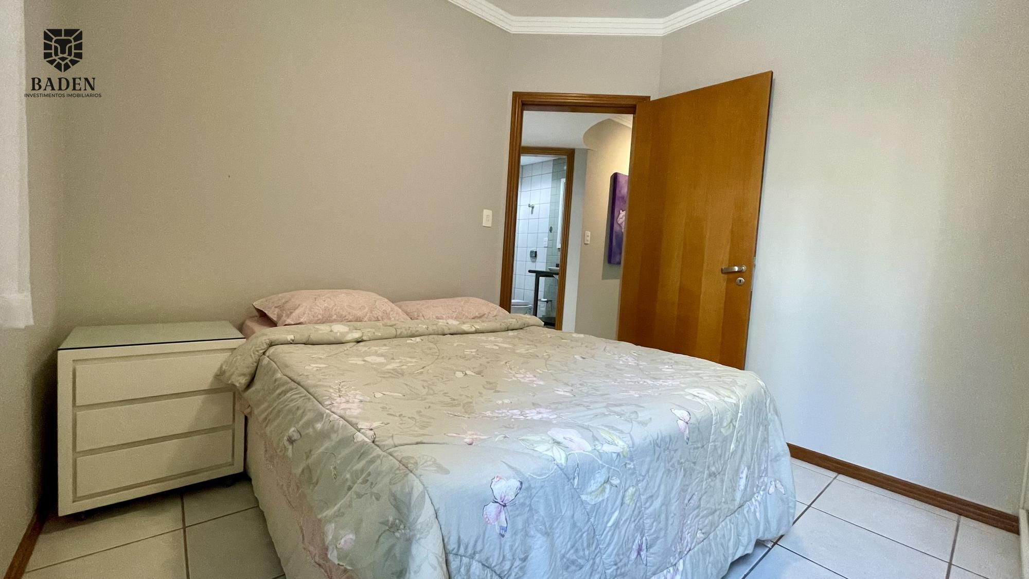 Apartamento para alugar com 3 quartos, 147m² - Foto 18