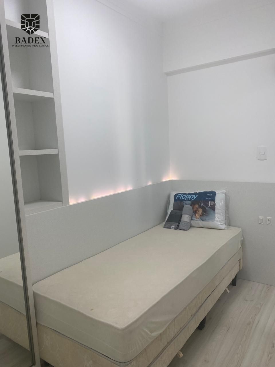Apartamento para alugar com 4 quartos, 180m² - Foto 27