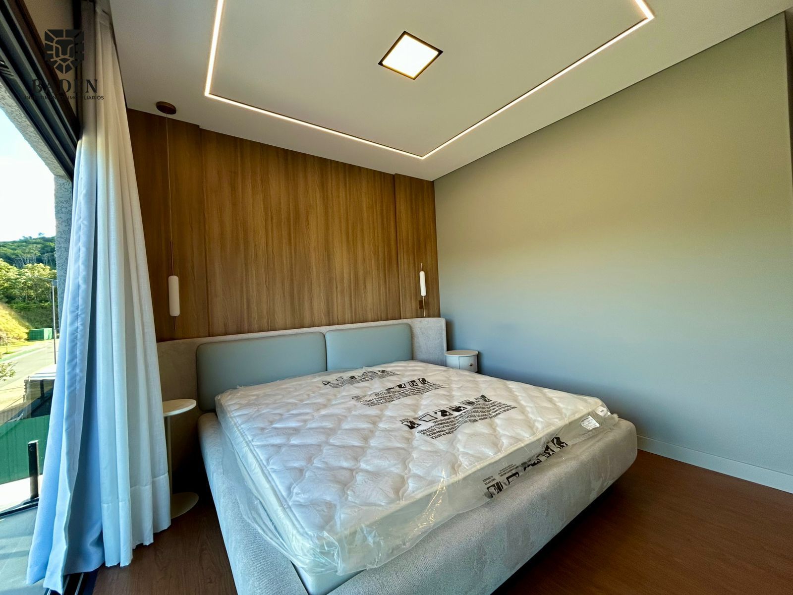 Casa à venda com 4 quartos, 296m² - Foto 44