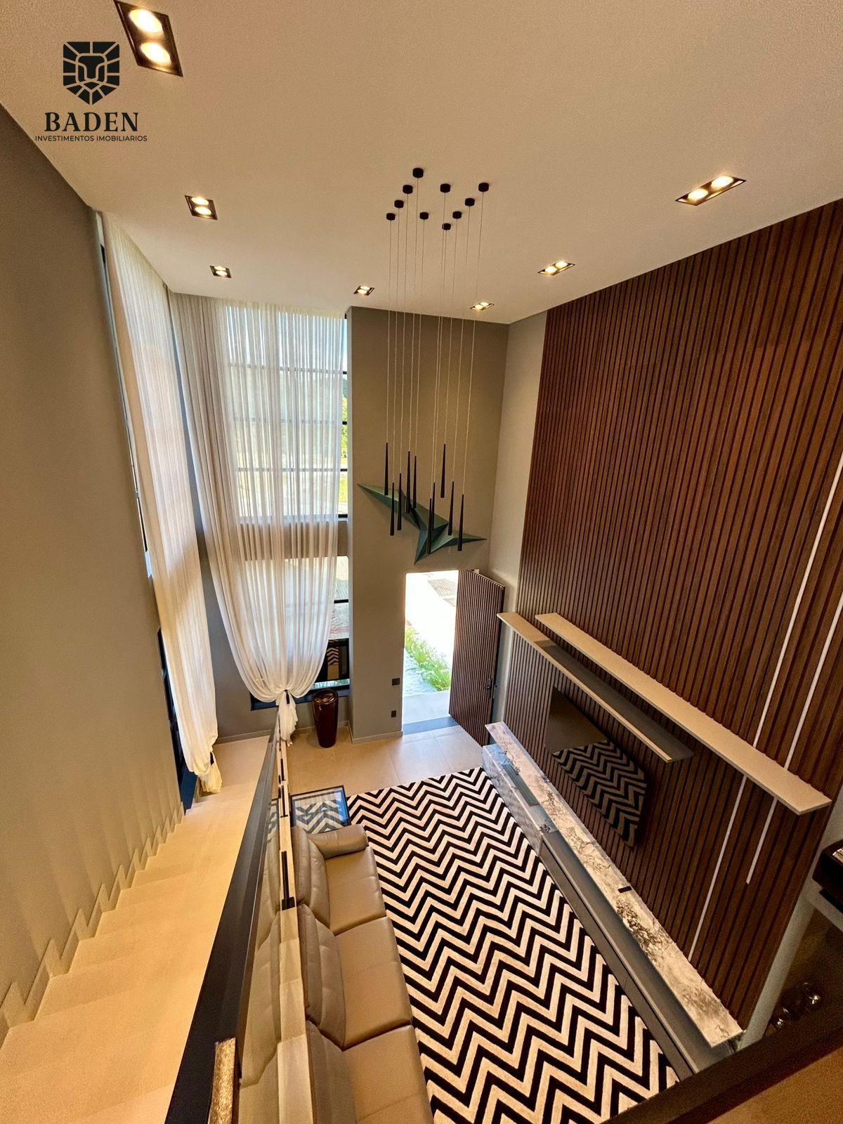 Casa à venda com 4 quartos, 296m² - Foto 13