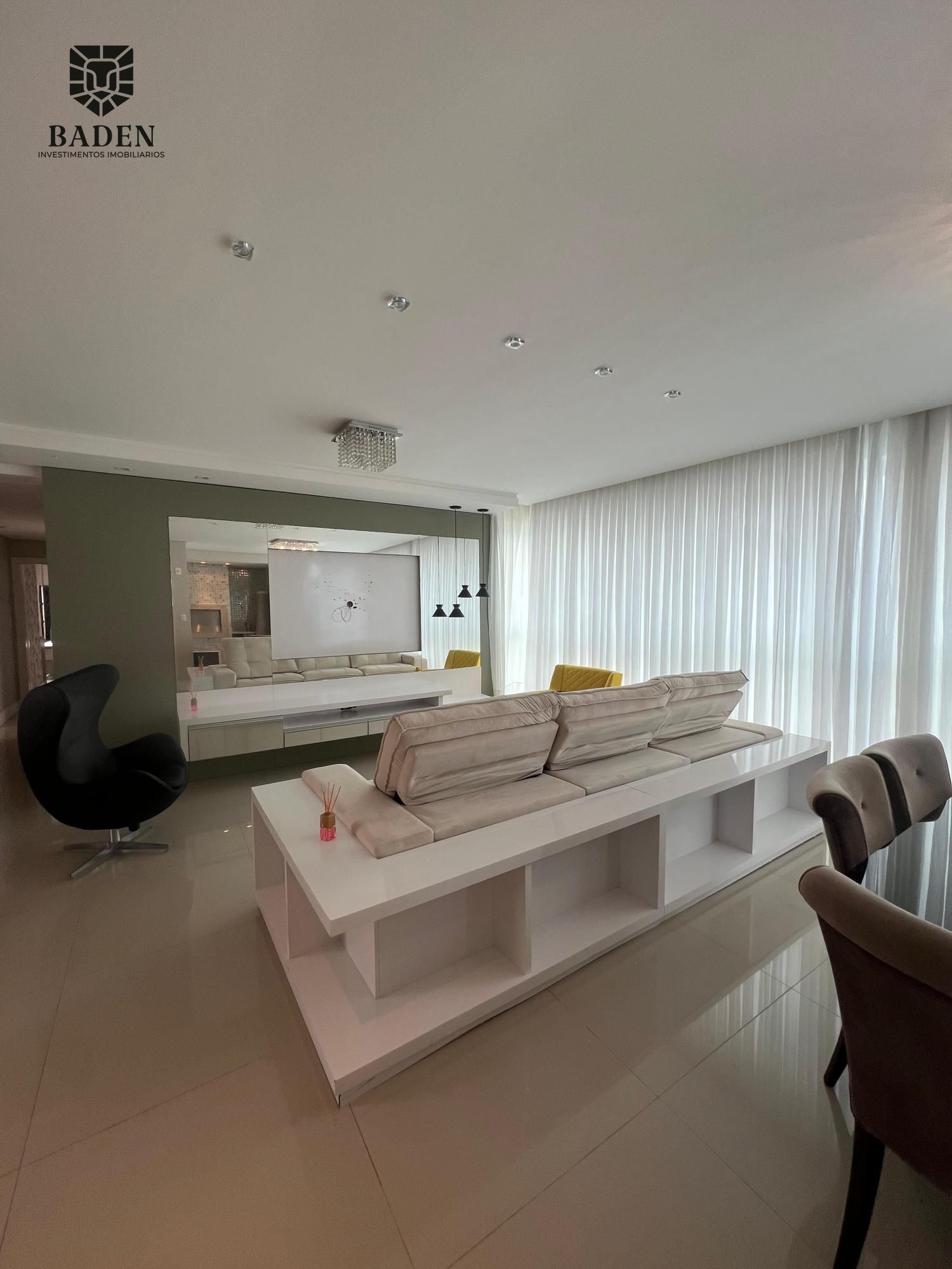 Apartamento, 3 quartos, 135 m² - Foto 2