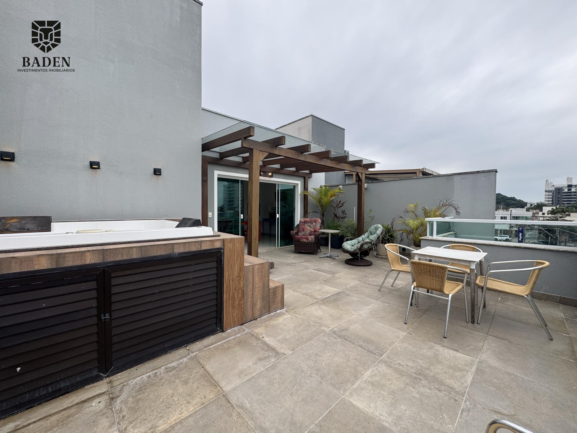 Casa à venda e aluguel com 3 quartos, 255m² - Foto 36