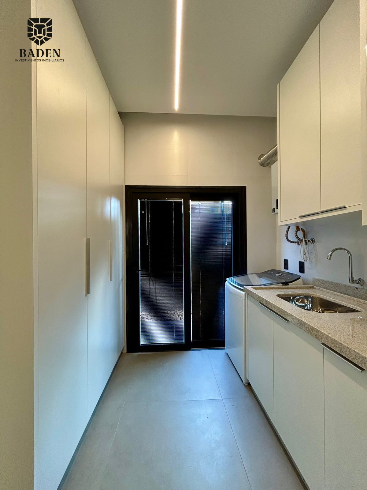 Casa à venda com 4 quartos, 296m² - Foto 24