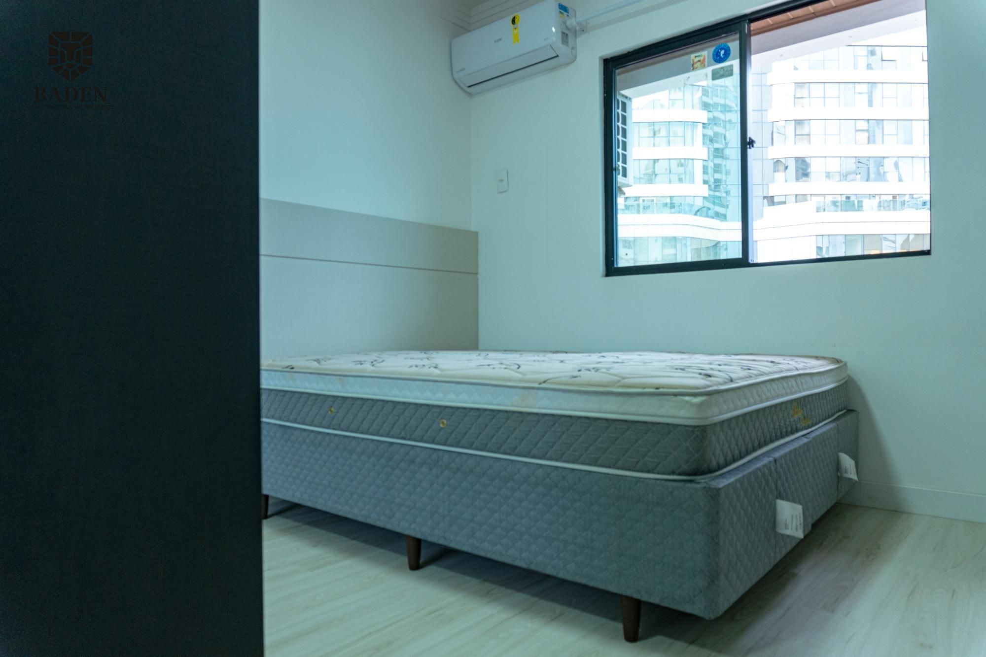 Apartamento para alugar com 4 quartos, 180m² - Foto 26