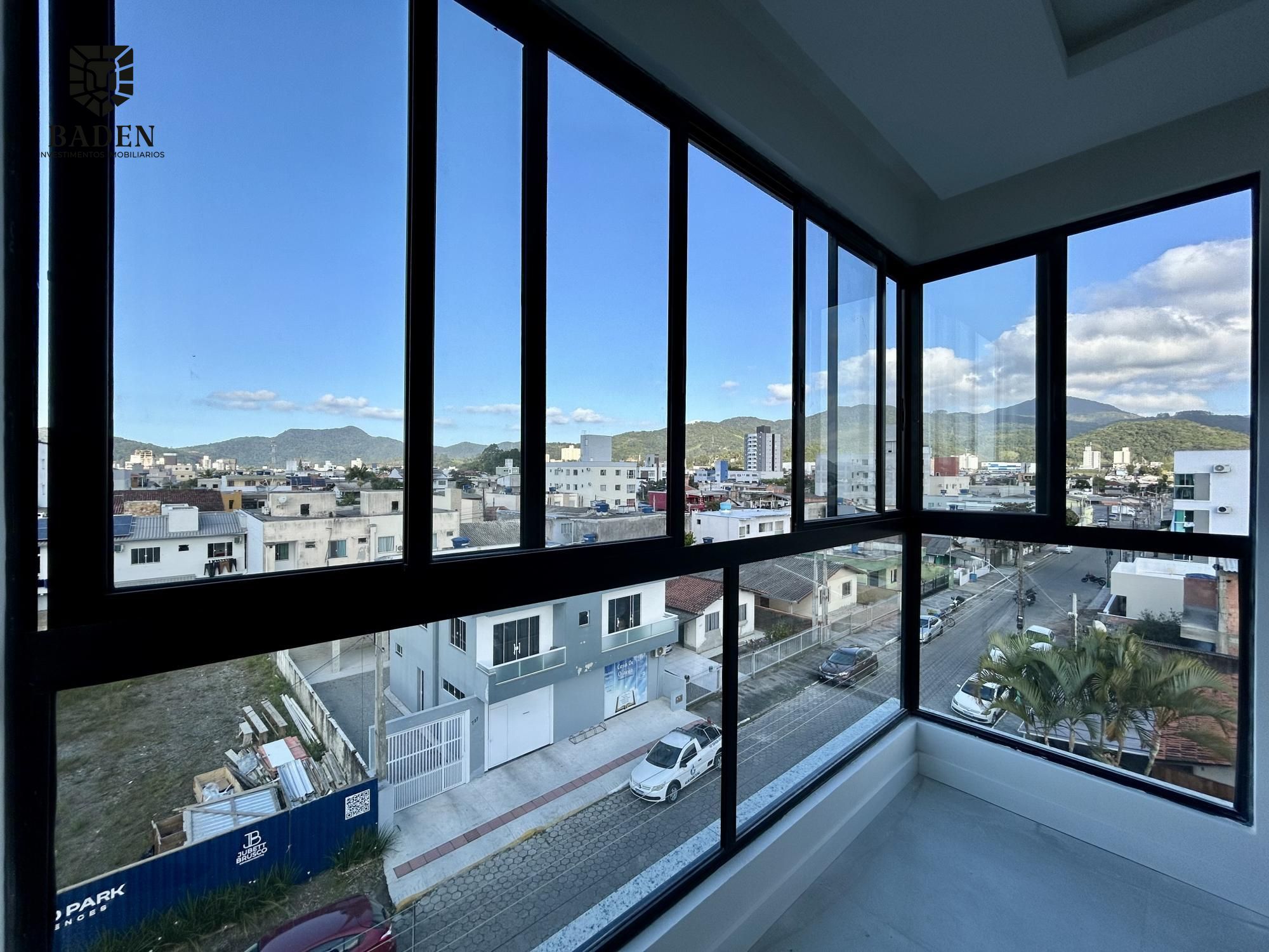 Apartamento à venda com 2 quartos, 122m² - Foto 3