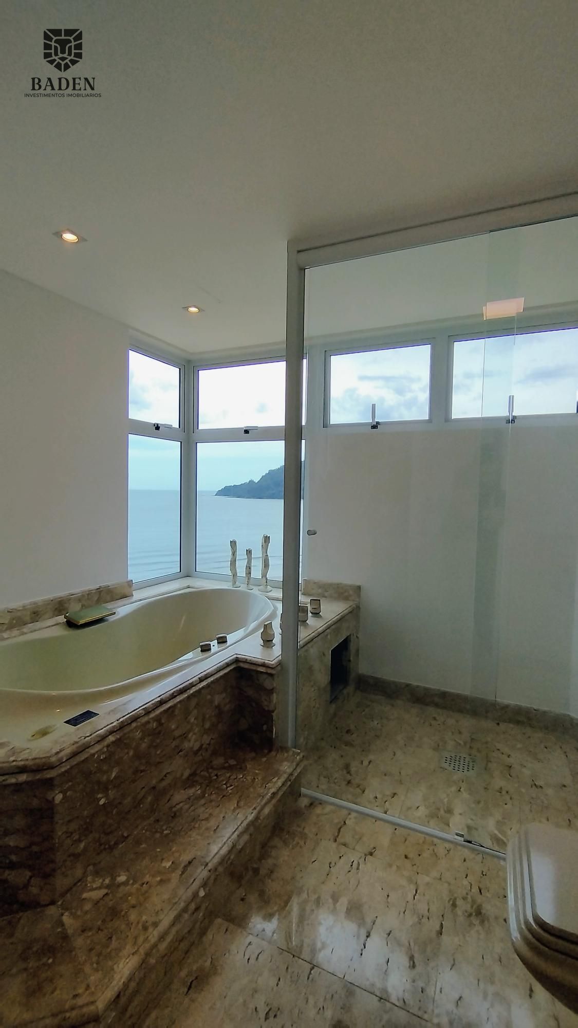 Cobertura, 5 quartos, 336 m² - Foto 13