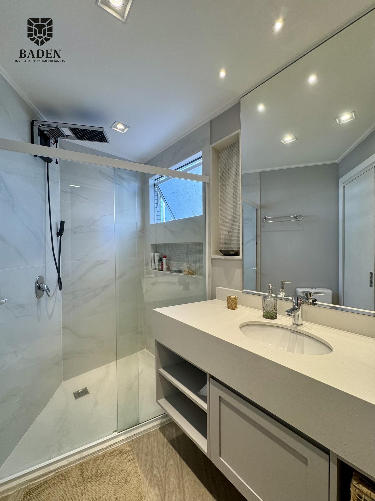 Apartamento para alugar com 3 quartos, 140m² - Foto 22
