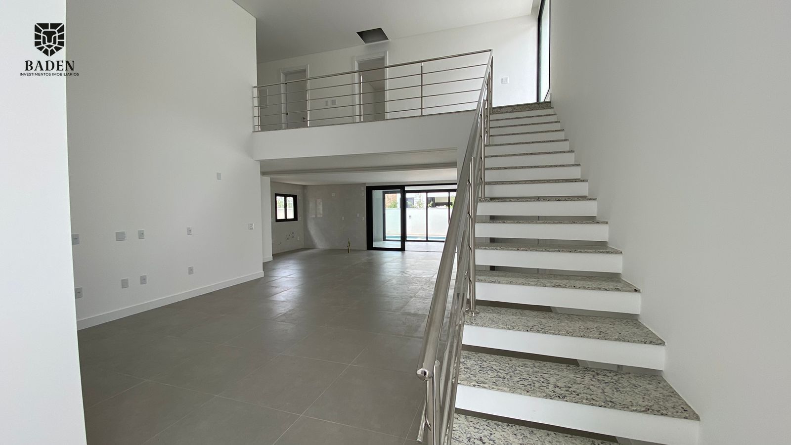 Casa, 3 quartos, 342 m² - Foto 3