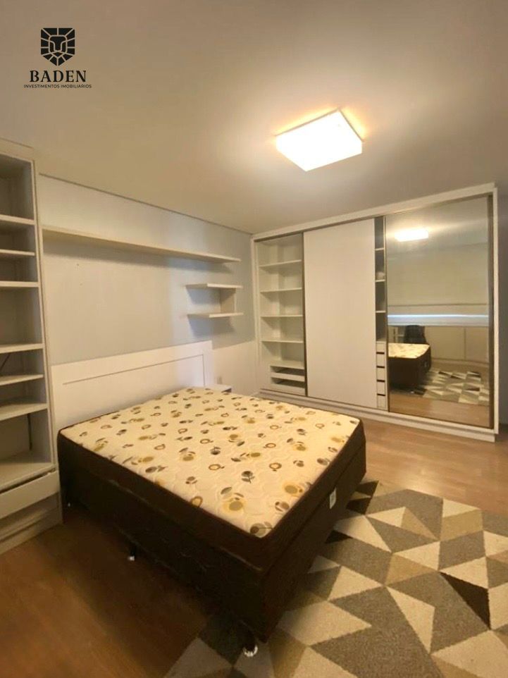 Casa, 4 quartos, 310 m² - Foto 24