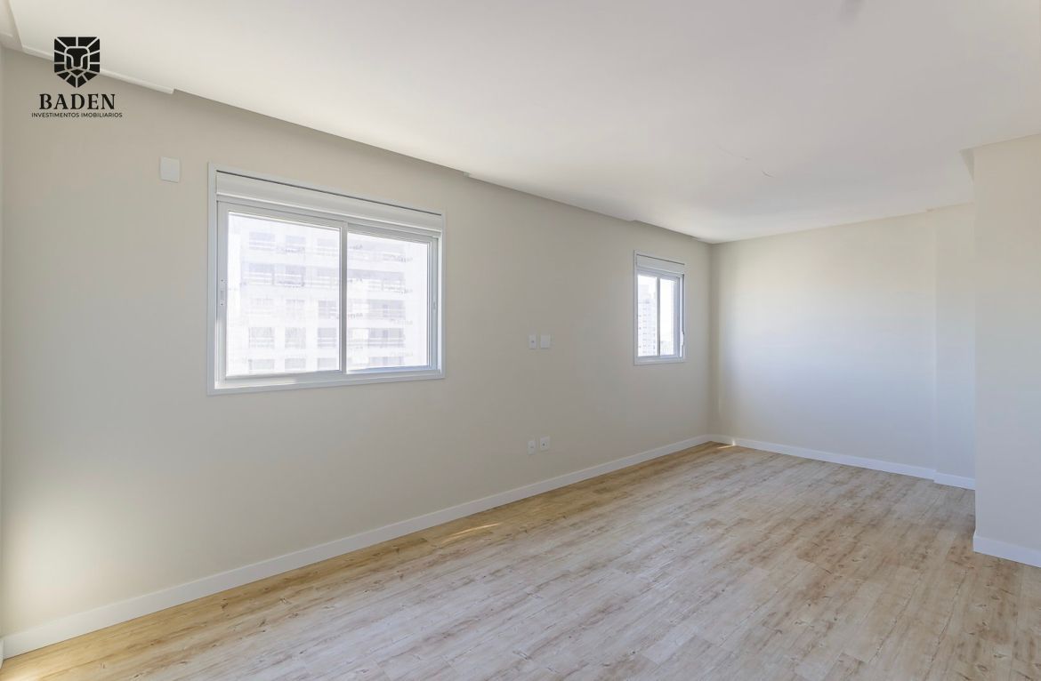 Apartamento à venda com 4 quartos, 165m² - Foto 10