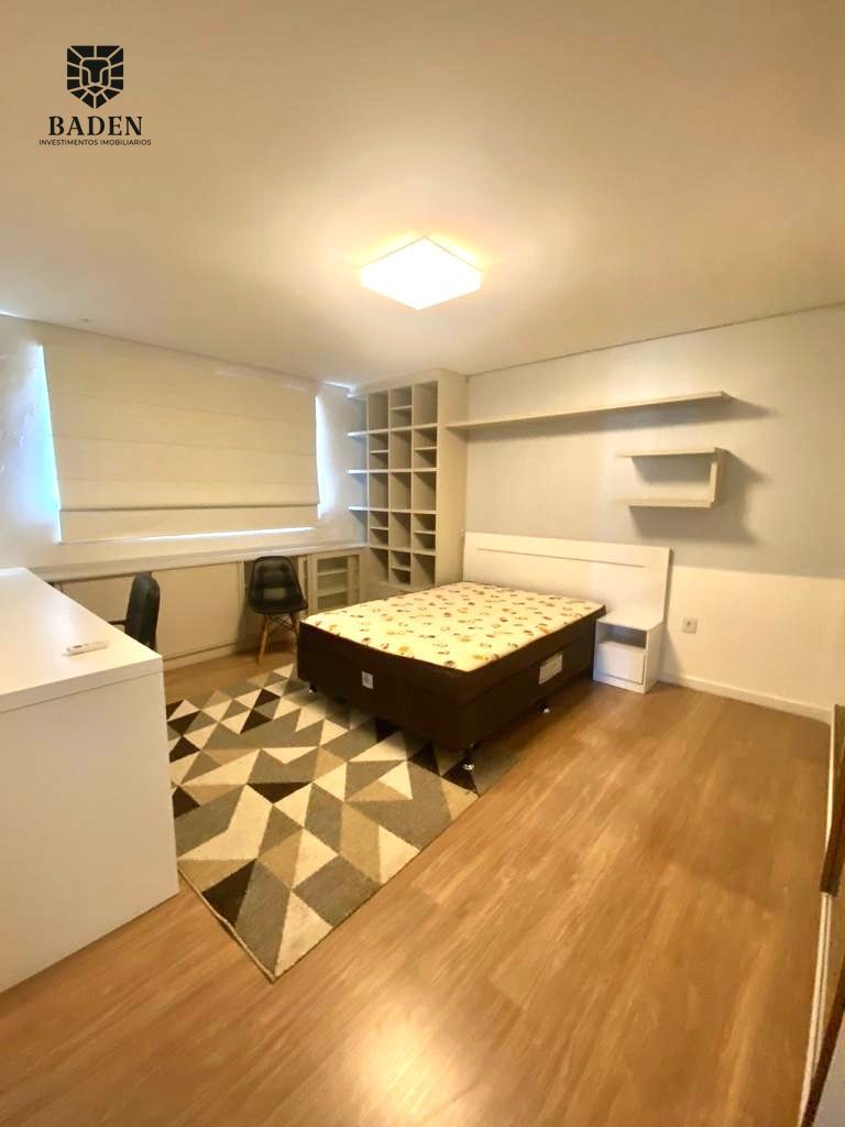 Casa, 4 quartos, 310 m² - Foto 23