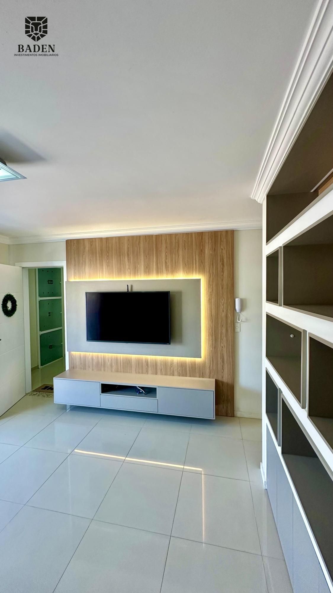 Apartamento / Venda / 2 Quartos / 1 Vaga / Bairro Das Nações / BC.