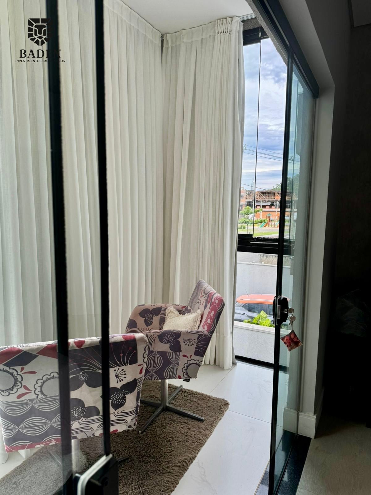 Casa à venda com 3 quartos, 145m² - Foto 11