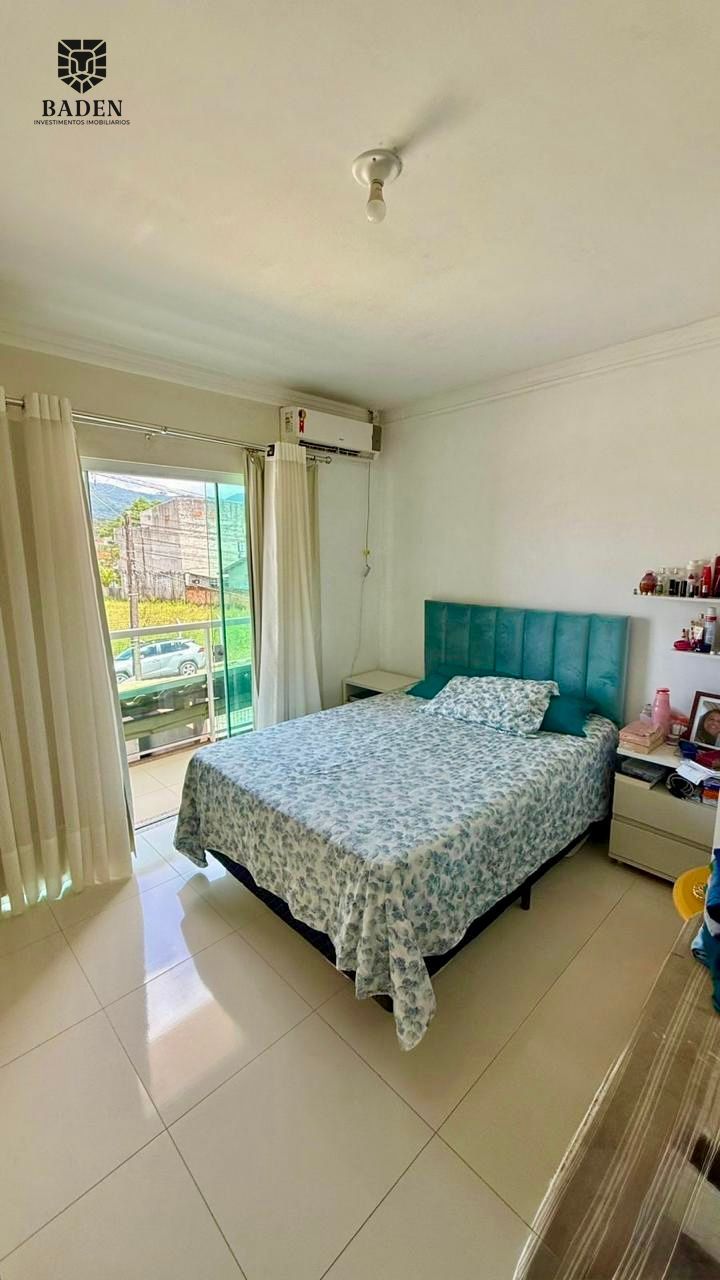 Casa à venda com 3 quartos, 100m² - Foto 22