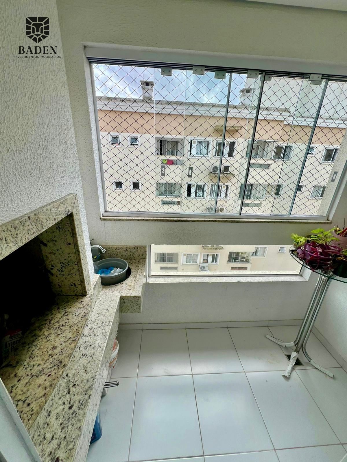 Apartamento à venda com 2 quartos, 64m² - Foto 13