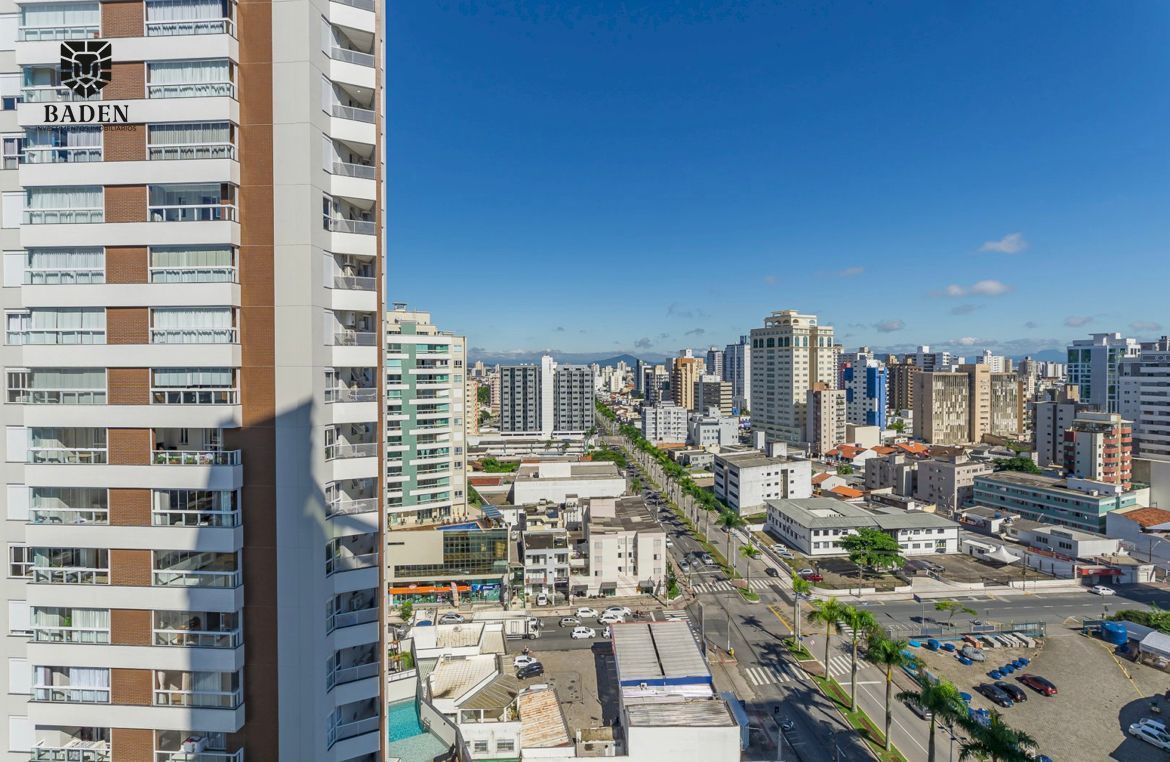 Apartamento à venda com 4 quartos, 165m² - Foto 4