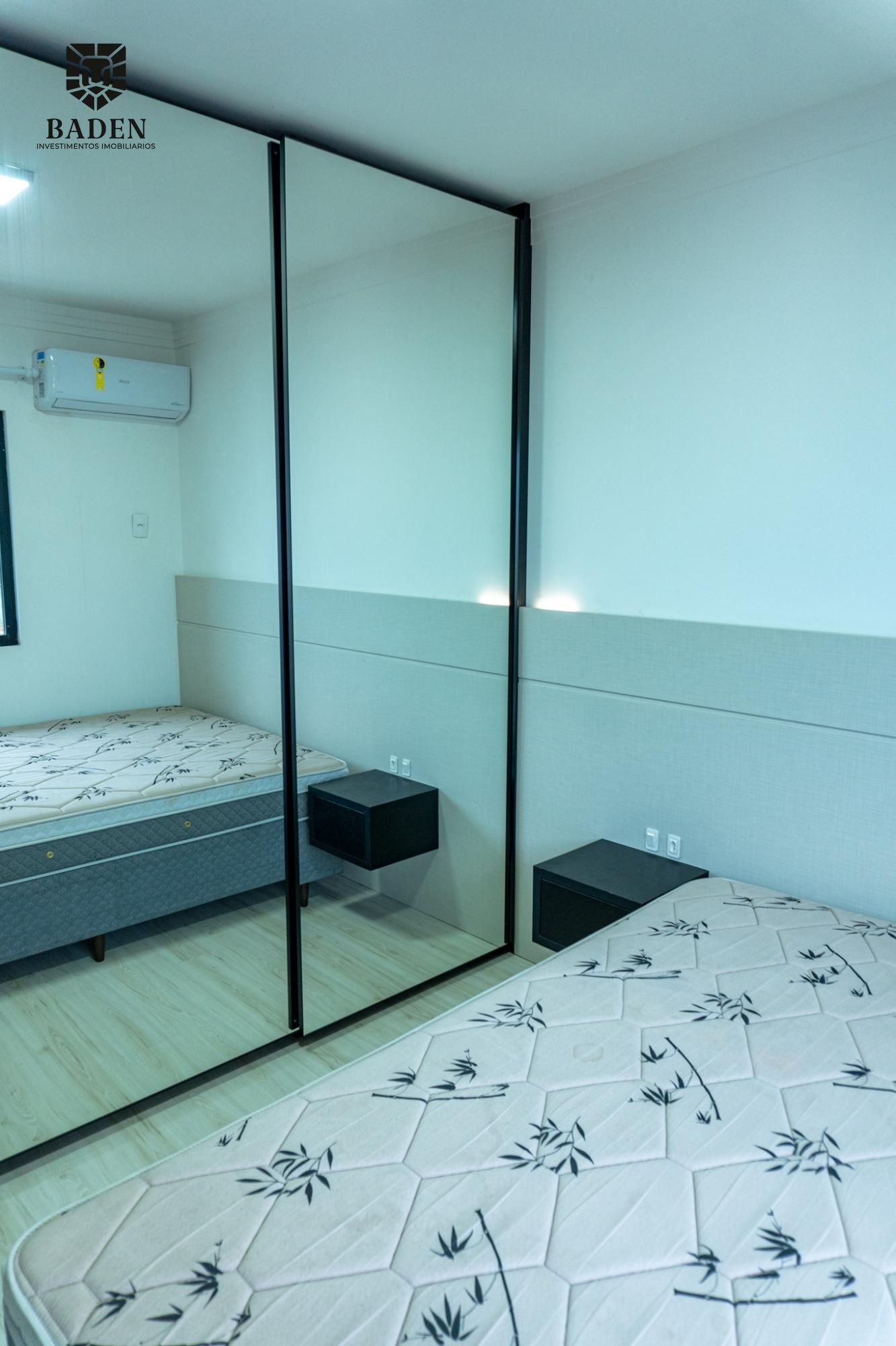 Apartamento para alugar com 4 quartos, 180m² - Foto 24