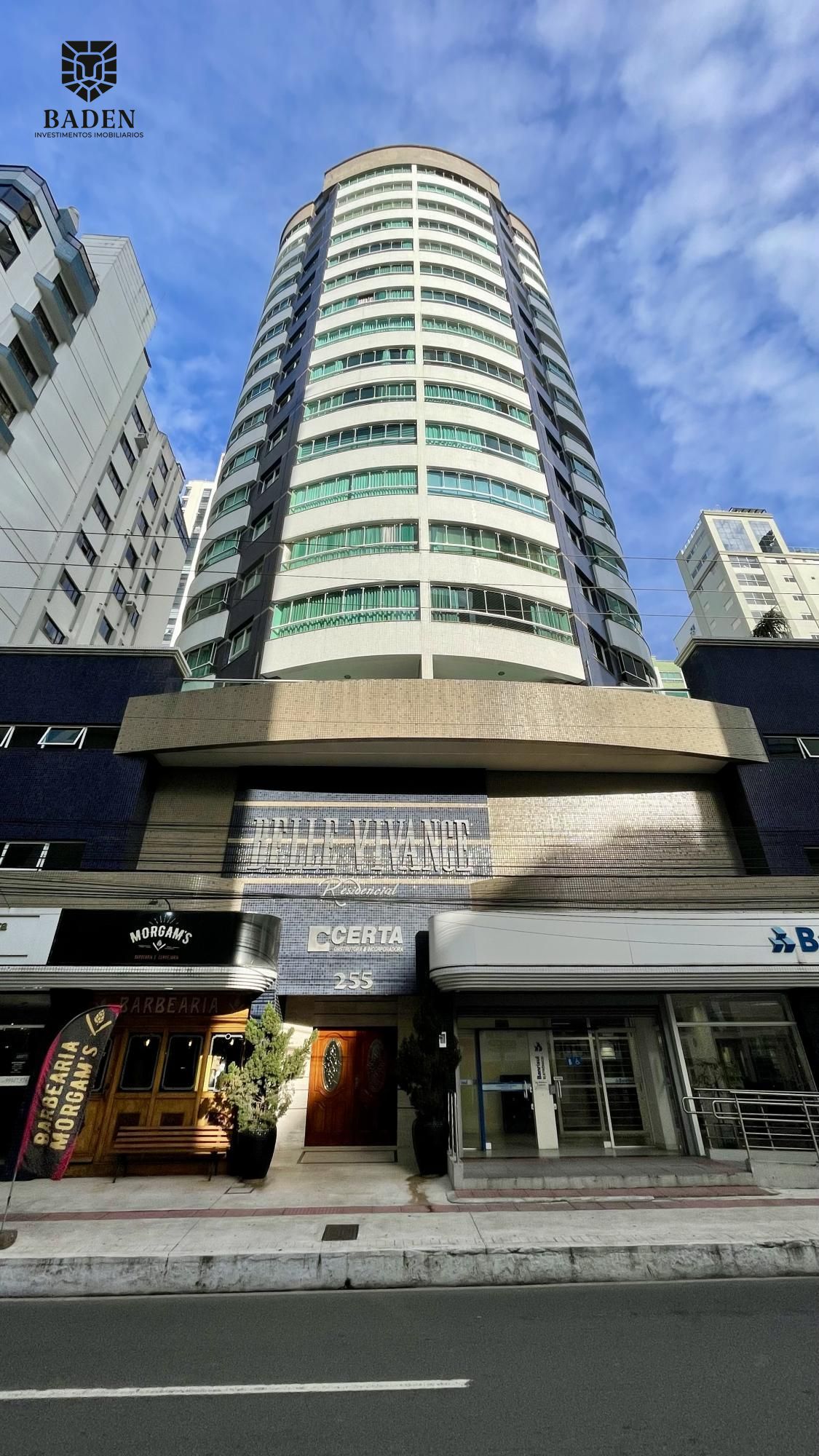 Apartamento / venda / Aluguel / 3 Quartos / 2 Vagas / Centro / B.C