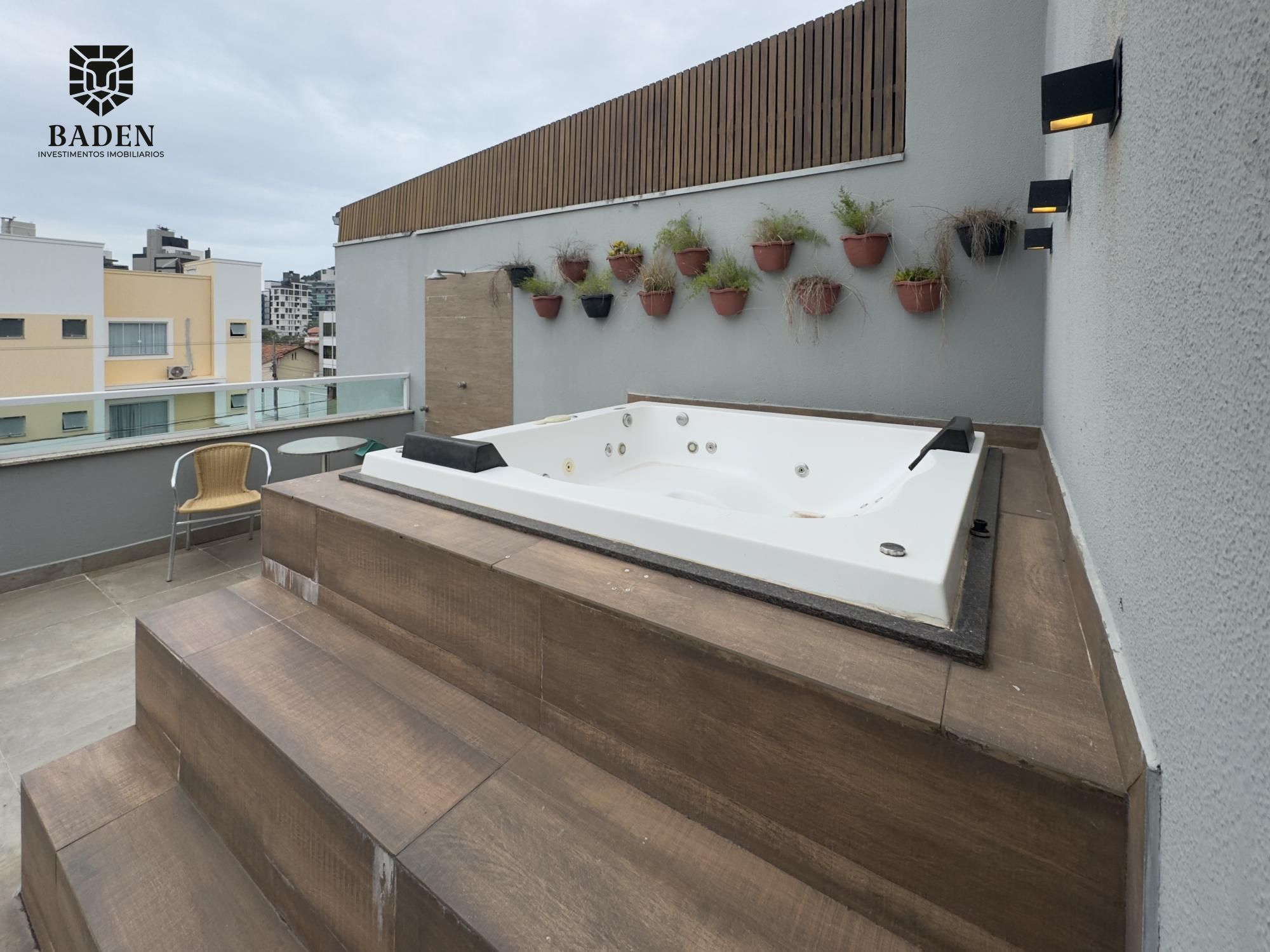 Casa à venda e aluguel com 3 quartos, 255m² - Foto 35