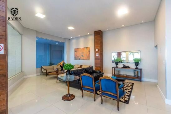 Apartamento à venda e aluguel com 3 quartos, 192m² - Foto 3
