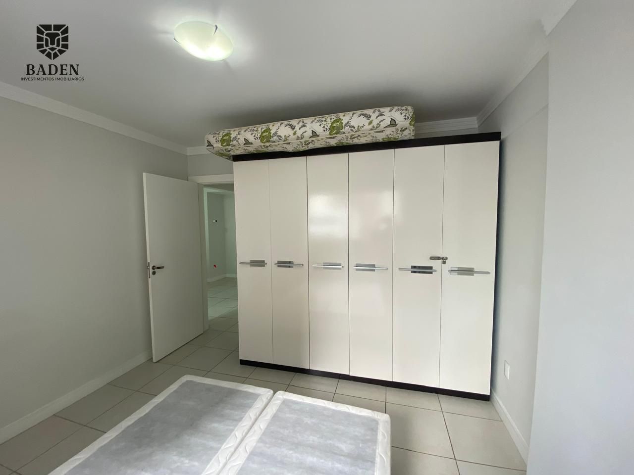 Apartamento para alugar com 1 quarto, 75m² - Foto 11