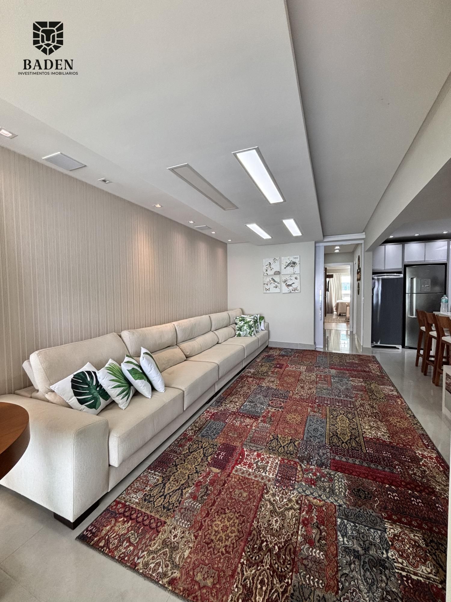 APARTAMENTO A VENDA MOBILIADO EM BALNEÁRIO CAMBORIÚ