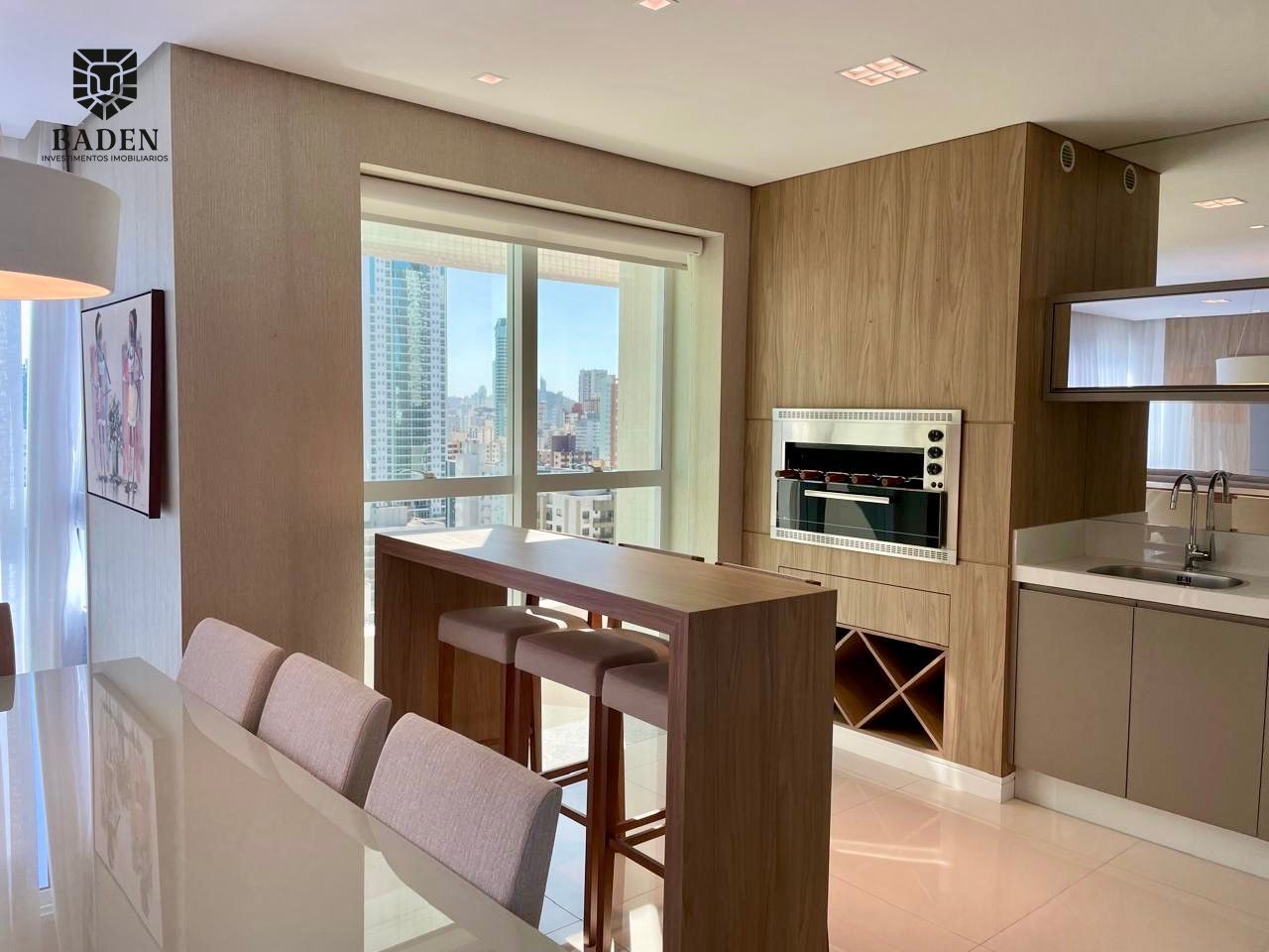 Apartamento para alugar com 4 quartos, 148m² - Foto 5