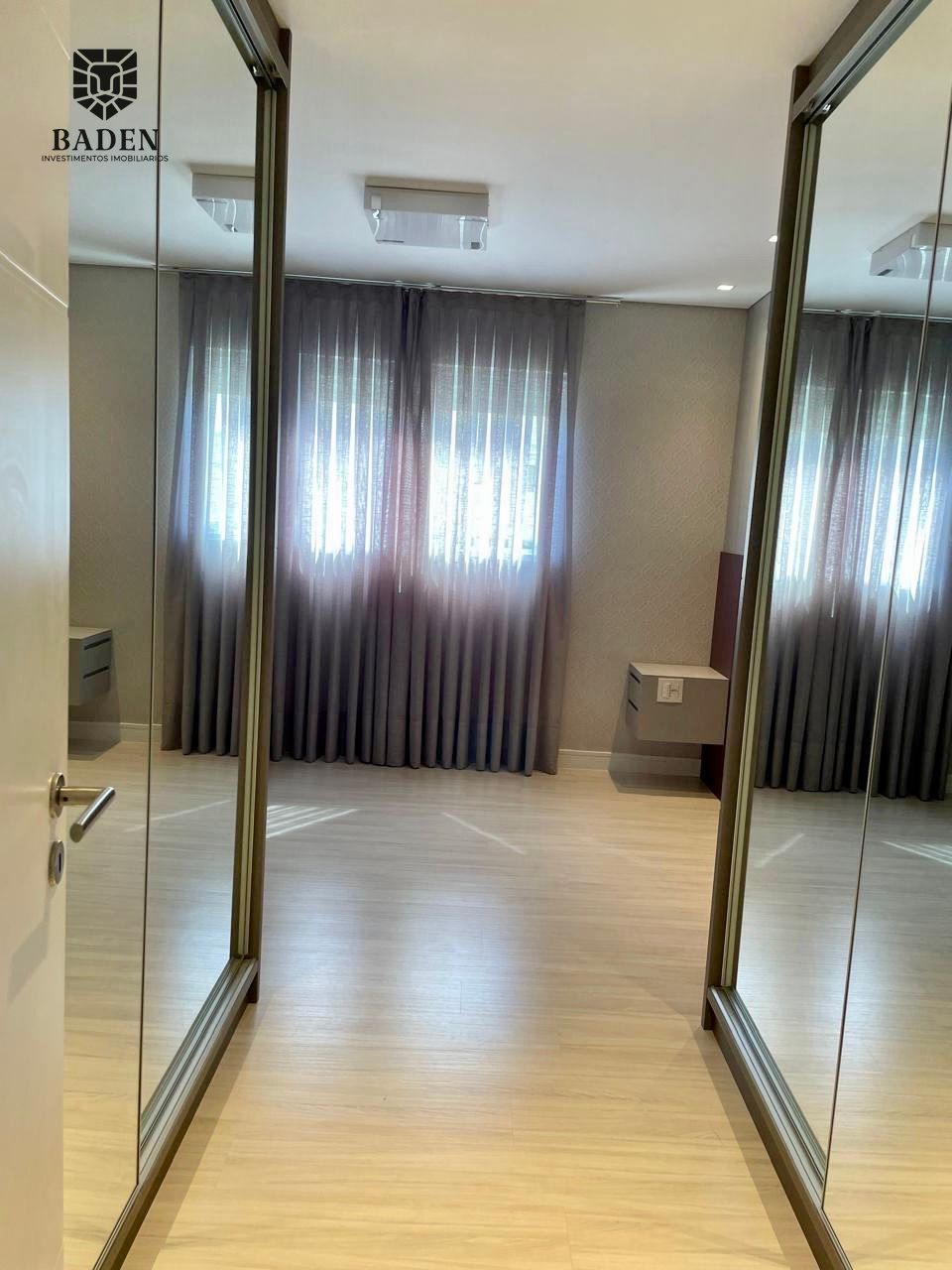 Apartamento para alugar com 4 quartos, 148m² - Foto 19