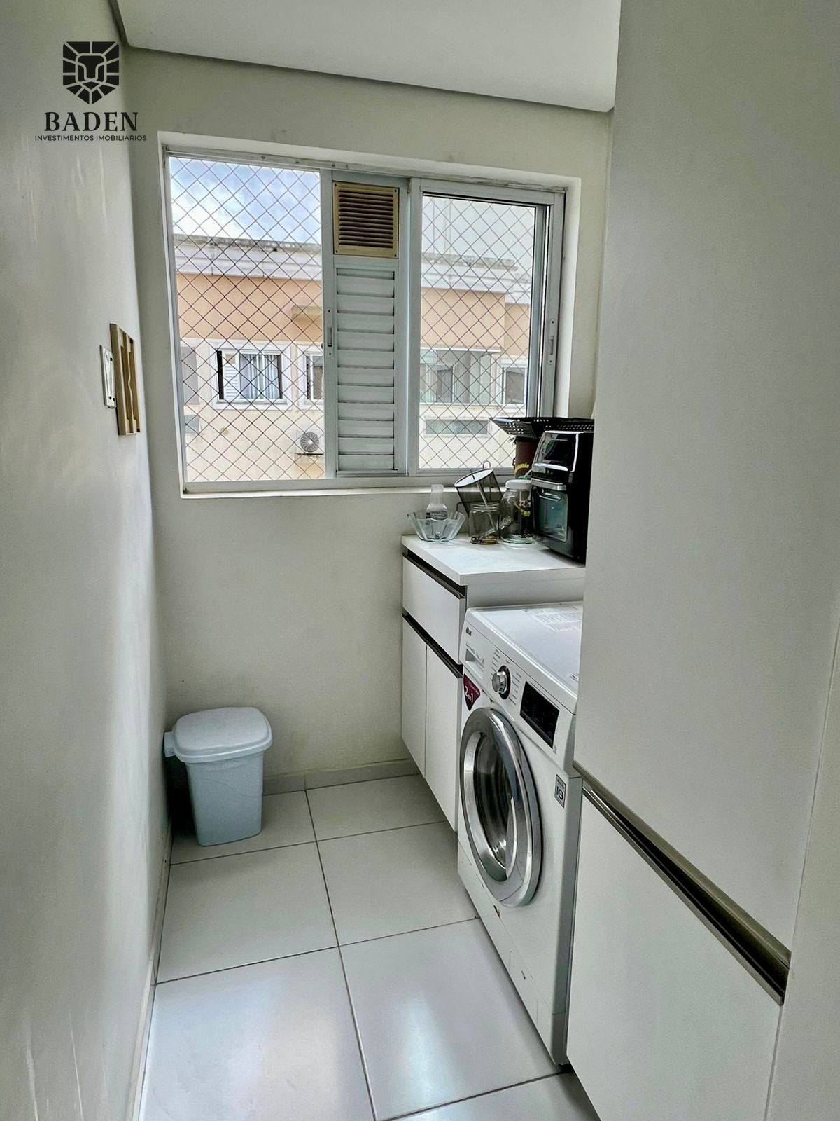 Apartamento à venda com 2 quartos, 64m² - Foto 17