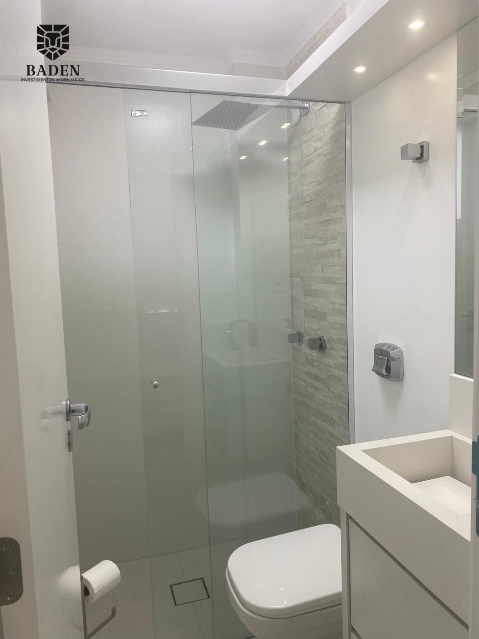 Apartamento para alugar com 4 quartos, 180m² - Foto 32