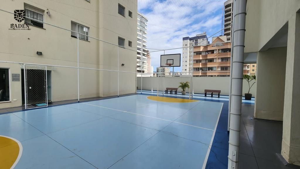 Apartamento à venda com 3 quartos, 135m² - Foto 29