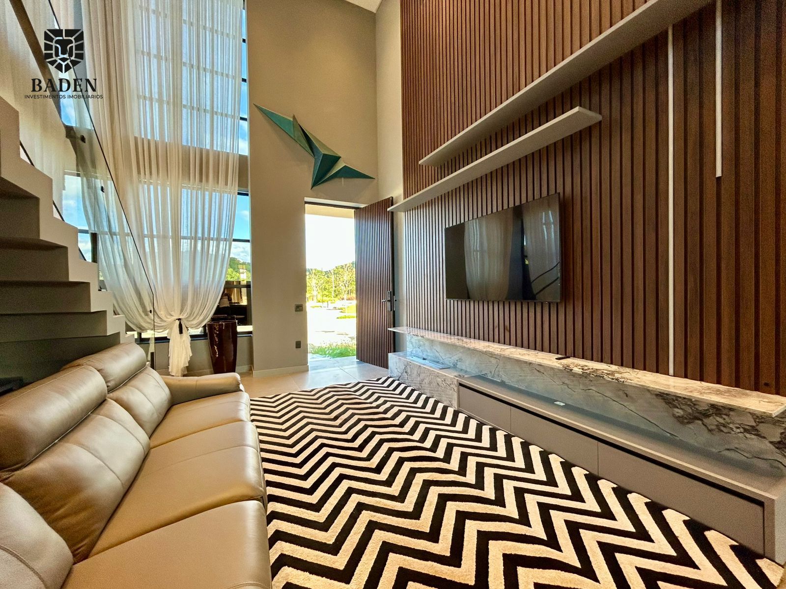 Casa à venda com 4 quartos, 296m² - Foto 8