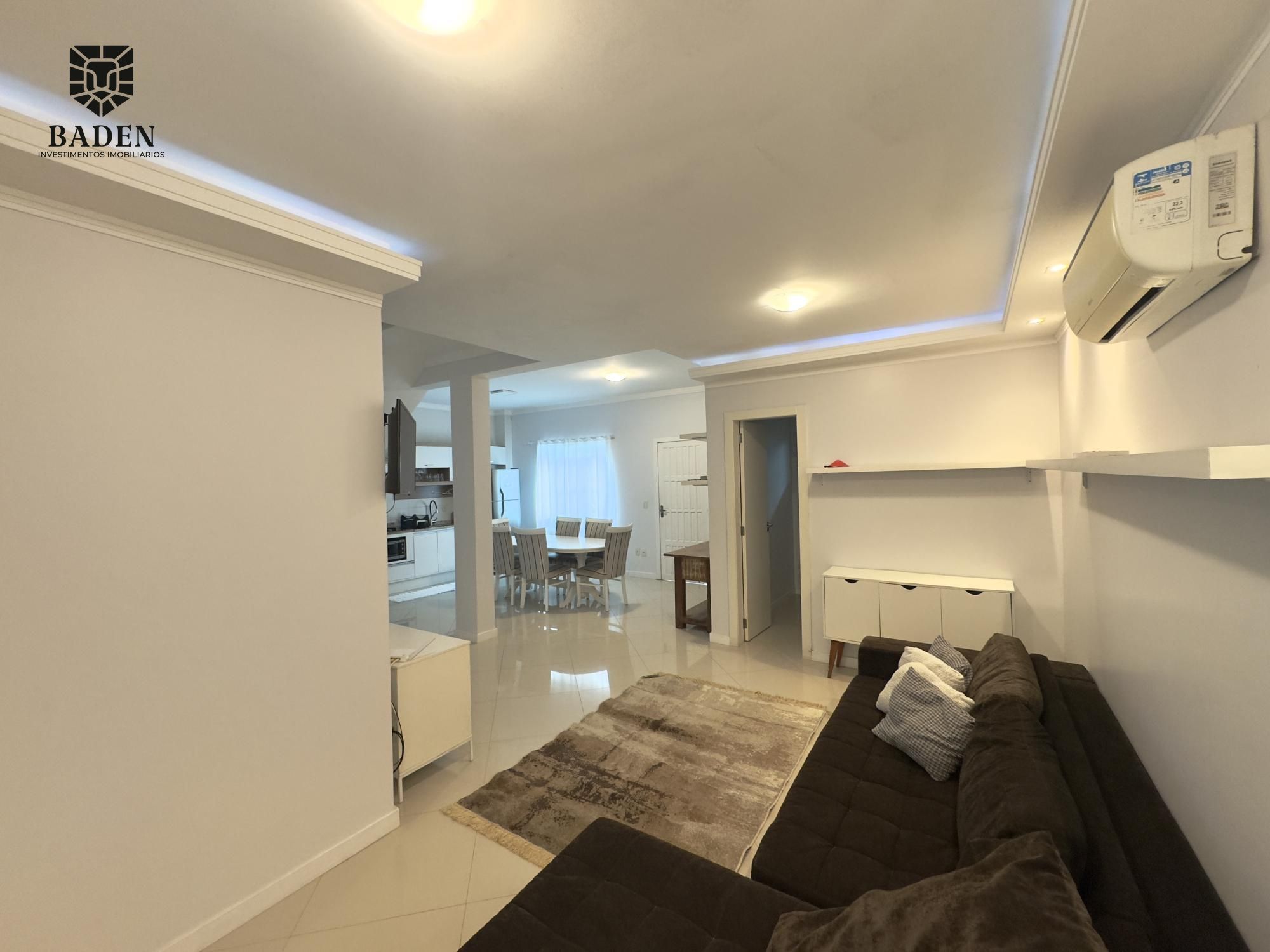 Casa à venda e aluguel com 3 quartos, 255m² - Foto 2