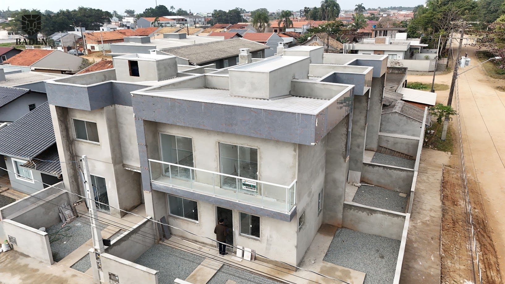 Casa à venda com 2 quartos, 66m² - Foto 3