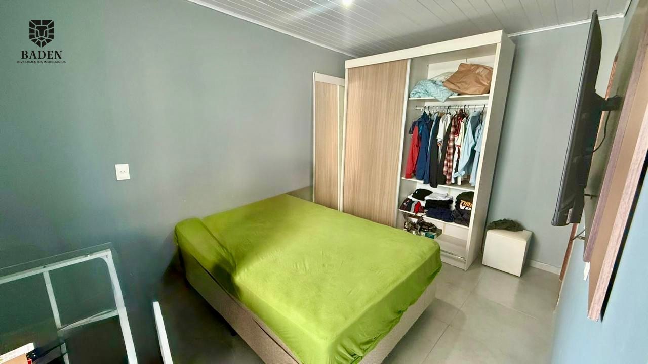 Casa à venda com 3 quartos, 100m² - Foto 18