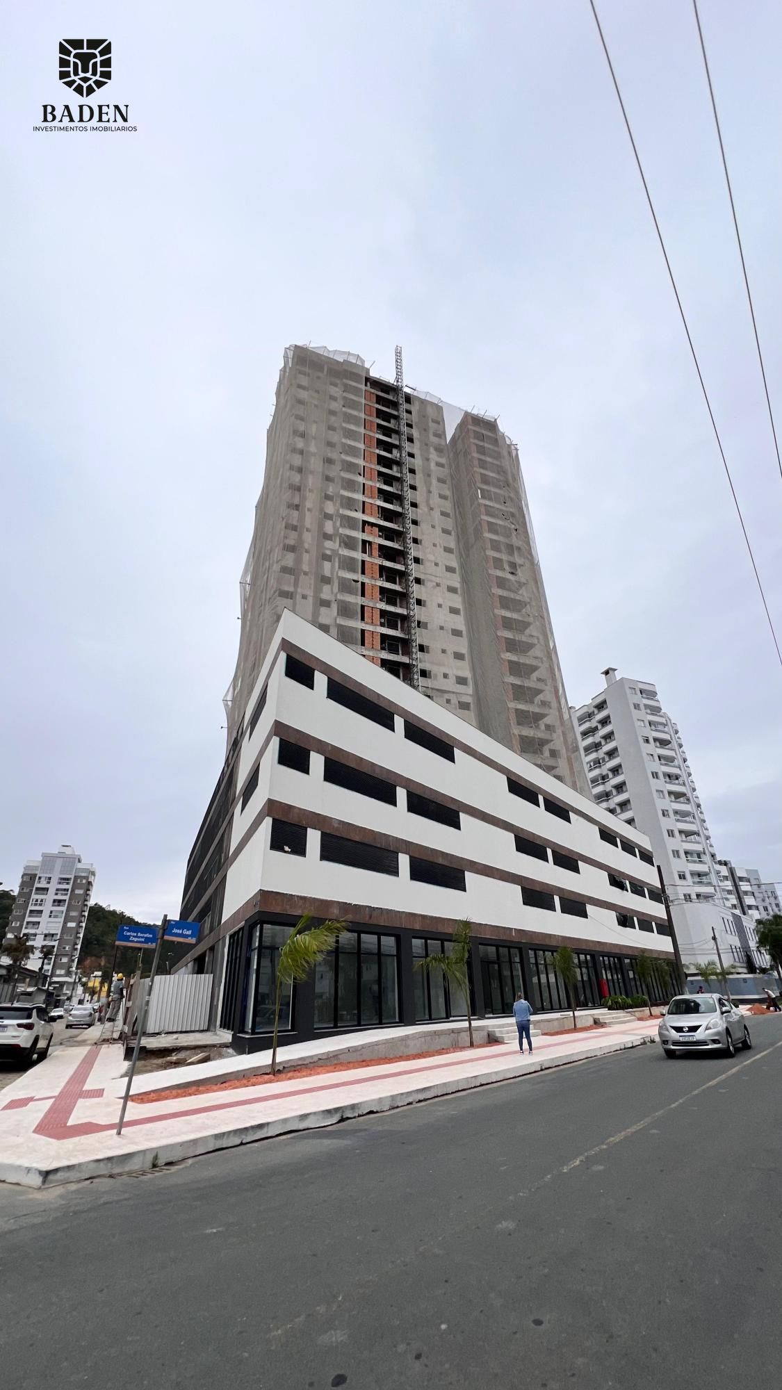 Apartamento com 3 dormitórios /2 vagas de garagem / Dom Bosco / Itajaí-SC