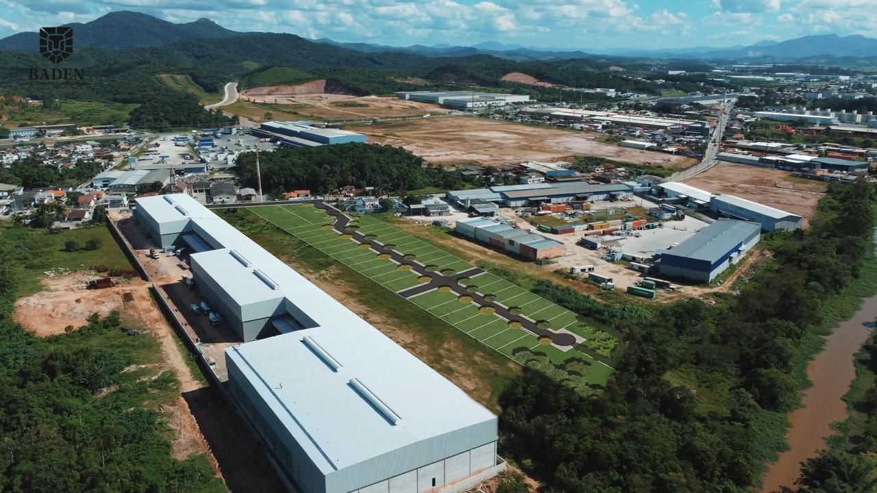 Loteamento Rio das Pedras / Terreno Com 300m2 / Itaipava / Itajaí / SC