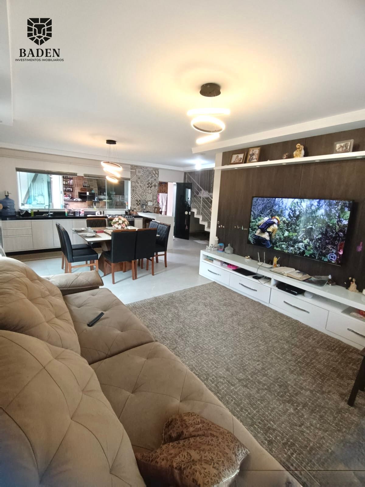 Casa à venda com 3 quartos, 180m² - Foto 7